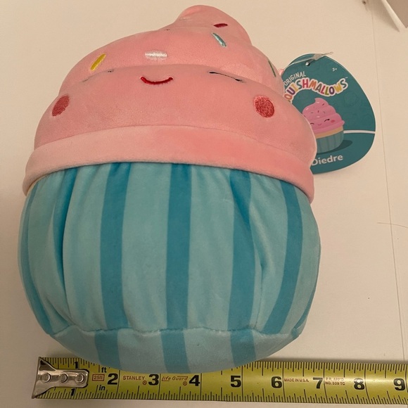 NWT Squishmallows Cupcake Diedre - Picture 8 of 8